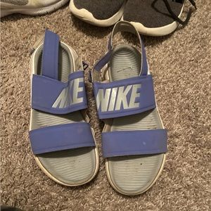 Women’s Nike sandals